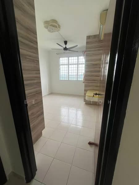 Pangsapuri untuk Dijual di Villa Krystal @ Bandar Selesa Jaya - Ee Fong Toh - Interior - PropertyGuru.com.my