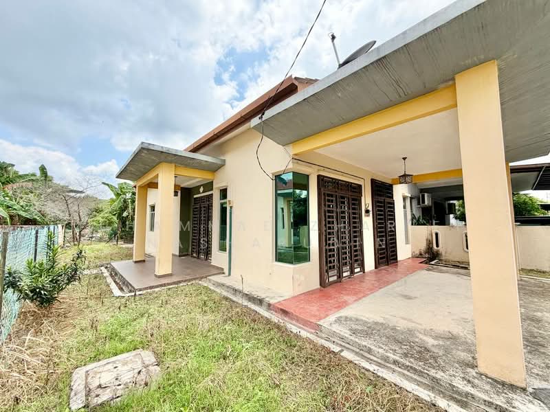 Rumah Berkembar untuk Dijual di Bandar Baru Salak Tinggi (Sepang) - Muhammad Zhariff Nasharudin - PropertyGuru.com.my