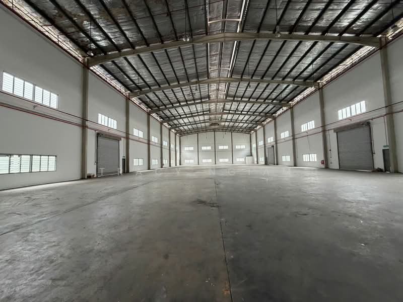 Kilang untuk Dijual di Taman Desa Cemerlang (Ulu Tiram) - Tracy Ngiam - Interior - PropertyGuru.com.my