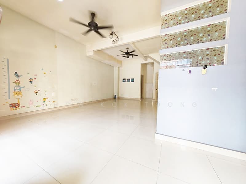 2-storey Terraced House for Sale in Puchong (Selangor) - Chow Kok Toong - Living Room - PropertyGuru.com.my
