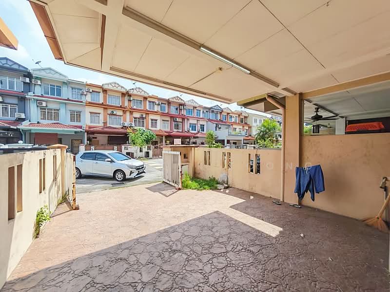 2-storey Terraced House for Sale in Puchong (Selangor) - Chow Kok Toong - Exterior - PropertyGuru.com.my