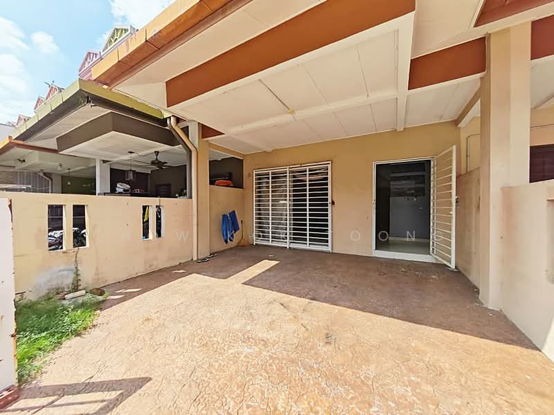 2-storey Terraced House for Sale in Puchong (Selangor) - Chow Kok Toong - Exterior - PropertyGuru.com.my