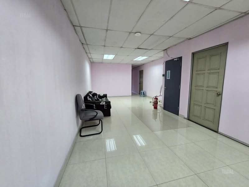 Shop for Rent in Puchong (Selangor) - Alex Lee - Interior - PropertyGuru.com.my