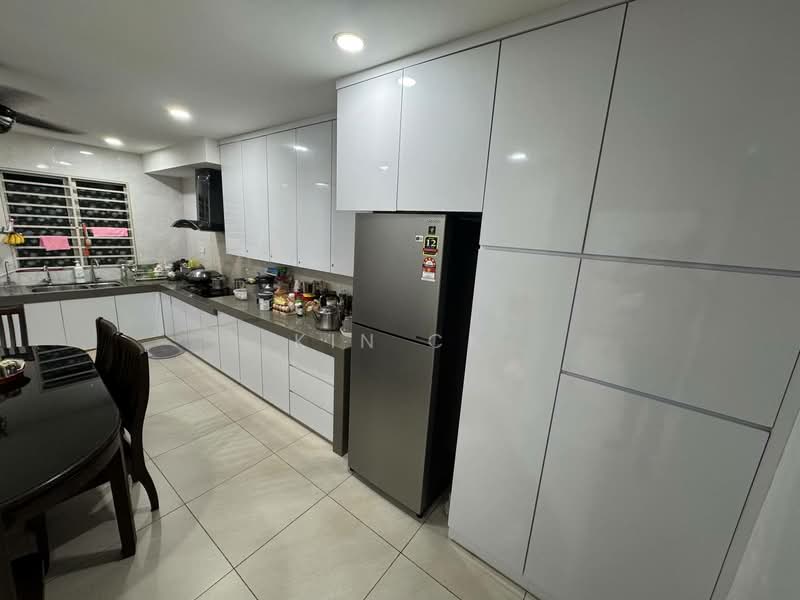 2-storey Terraced House for Sale in Bandar Puteri Puchong (Puchong) - Kin CK - Kitchen - PropertyGuru.com.my