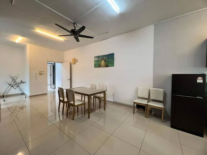 Pangsapuri untuk Dijual di Horizon Residence (Dwi Mutiara) - Kyoris Loh - Dining Room - PropertyGuru.com.my