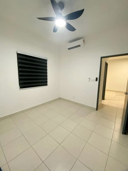 Pangsapuri untuk Disewa di Residensi Kesuma 1 - JX Chong - Bedroom - PropertyGuru.com.my