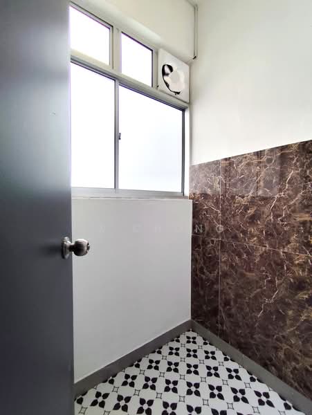 Pangsapuri untuk Disewa di Residensi Kesuma 1 - JX Chong - Yard - PropertyGuru.com.my