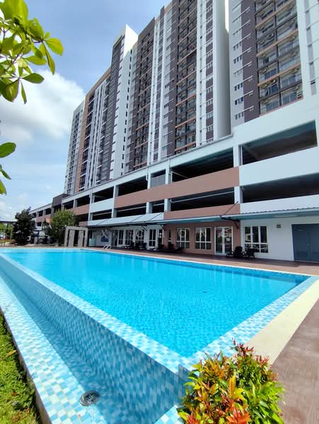 Pangsapuri untuk Disewa di Residensi Kesuma 1 - JX Chong - Swimming Pool - PropertyGuru.com.my