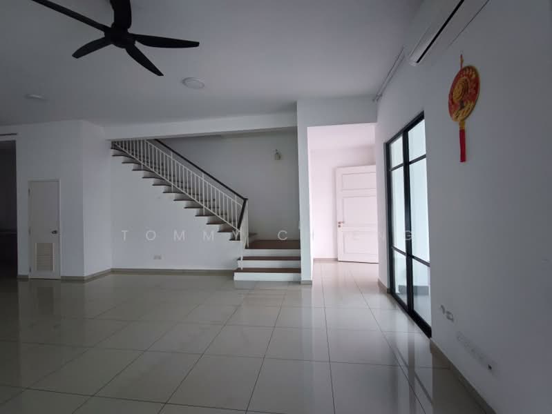 2-storey Terraced House for Sale in Eco Majestic (Semenyih) - TOMMY CHIENG - Living Room - PropertyGuru.com.my