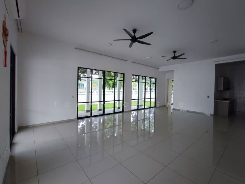 2-storey Terraced House for Sale in Eco Majestic (Semenyih) - TOMMY CHIENG - Living Room - PropertyGuru.com.my
