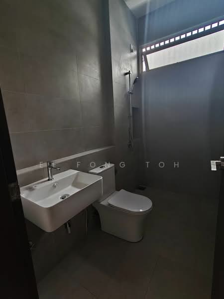 Rumah Kluster untuk Dijual di Austin Crest (Johor Bahru) - Ee Fong Toh - PropertyGuru.com.my
