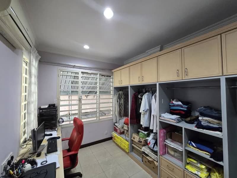 Rumah Banglo untuk Dijual di SS19 (Subang Jaya) - Syahrim Naim - Study - PropertyGuru.com.my