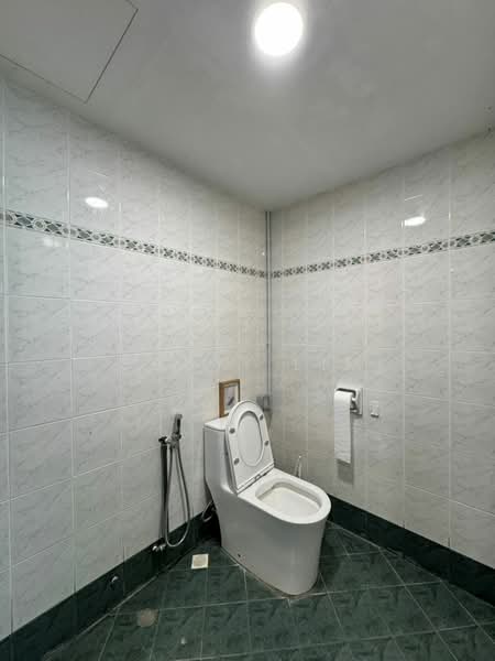 Condominium for Rent at Gurney Beach Resort - Shuyi Lim - PropertyGuru.com.my