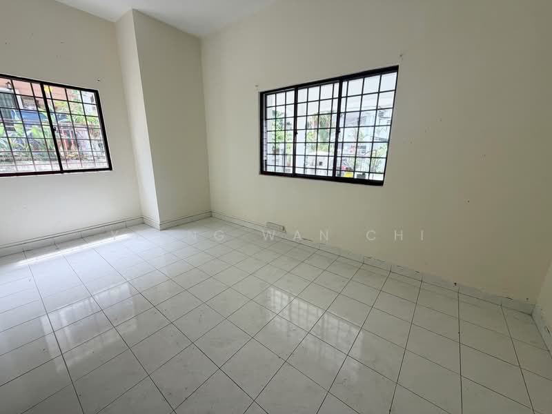 Bungalow for Sale in Rawang (Selangor) - Yeong Wan Chi - PropertyGuru.com.my