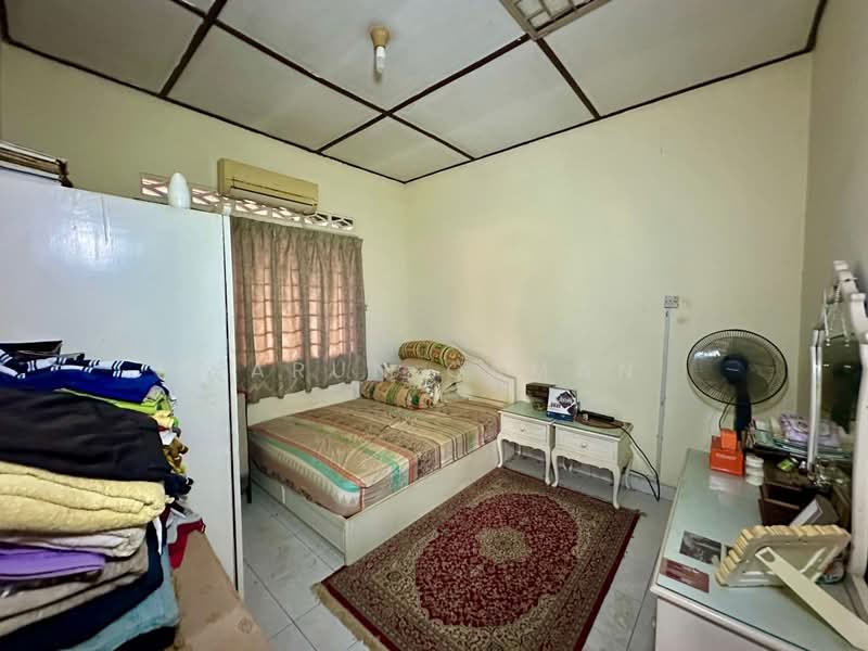 1-storey Terraced House for Sale in Kelana Jaya (Petaling Jaya) - Harun Osman - PropertyGuru.com.my