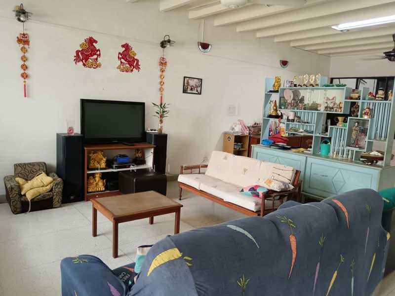2-storey Terraced House for Sale in Pulau Tikus (Penang) - Jennifer Lee - Living Room - PropertyGuru.com.my