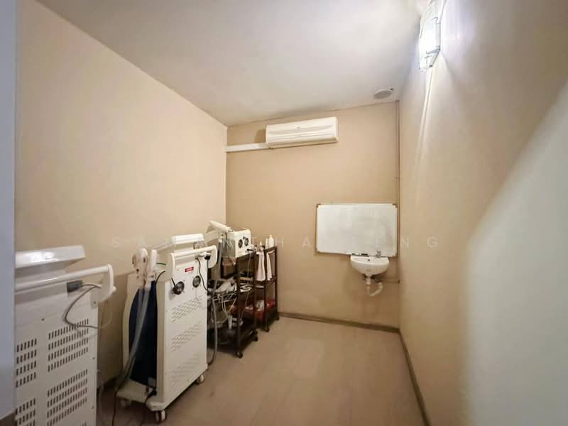 Shop for Rent in Taman Molek (Johor Bahru) - Samantha Teng - PropertyGuru.com.my