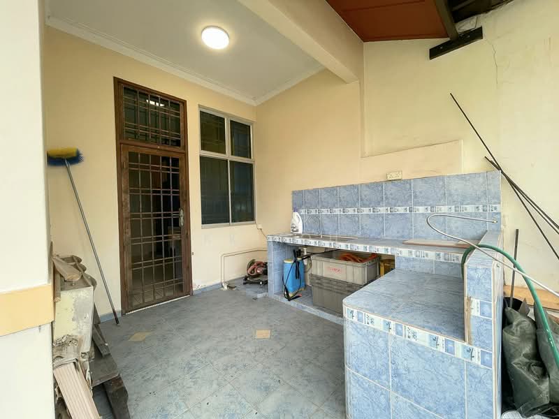 Rumah Berkembar untuk Dijual di Taman Pelangi Indah (Ulu Tiram) - KK Koh - Exterior - PropertyGuru.com.my