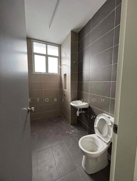 Terraced House for Sale in Kangkar Pulai (Skudai) - Kyoris Loh - Bathroom - PropertyGuru.com.my