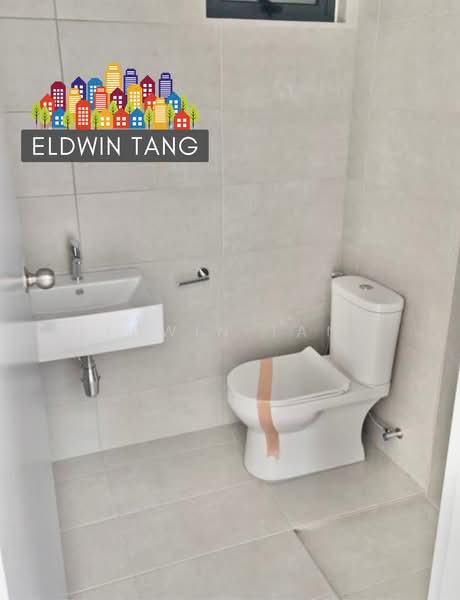 Kondominium untuk Dijual di Terraces Condominium - Eldwin Tang - Bathroom - PropertyGuru.com.my