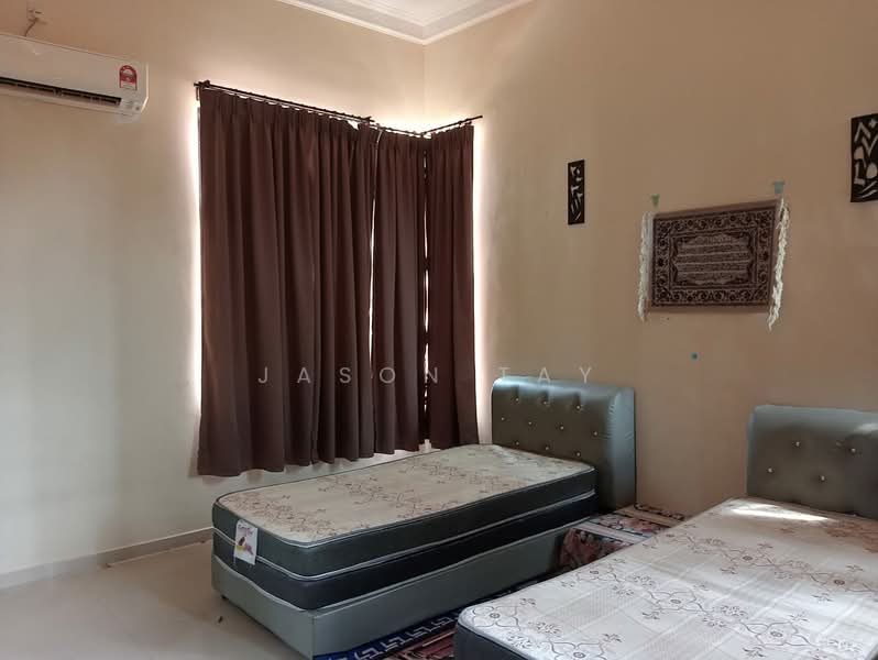 Semi-Detached House for Sale in Ayer Keroh (Melaka) - Jason Tay - Bedroom - PropertyGuru.com.my