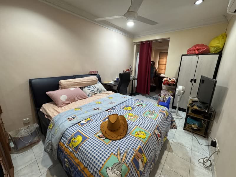 2-storey Terraced House for Sale in Taman Overseas Union (Taman Oug) (Jalan Klang Lama (Old Klang Road)) - Jimmy Ng - Bedroom - PropertyGuru.com.my