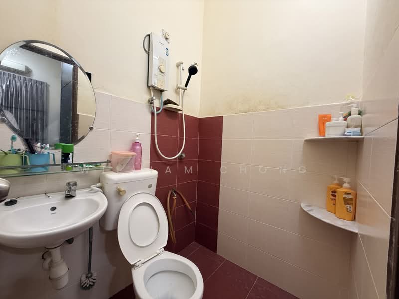Terraced House for Sale in Tampin (Negeri Sembilan) - William Chong - Bathroom - PropertyGuru.com.my