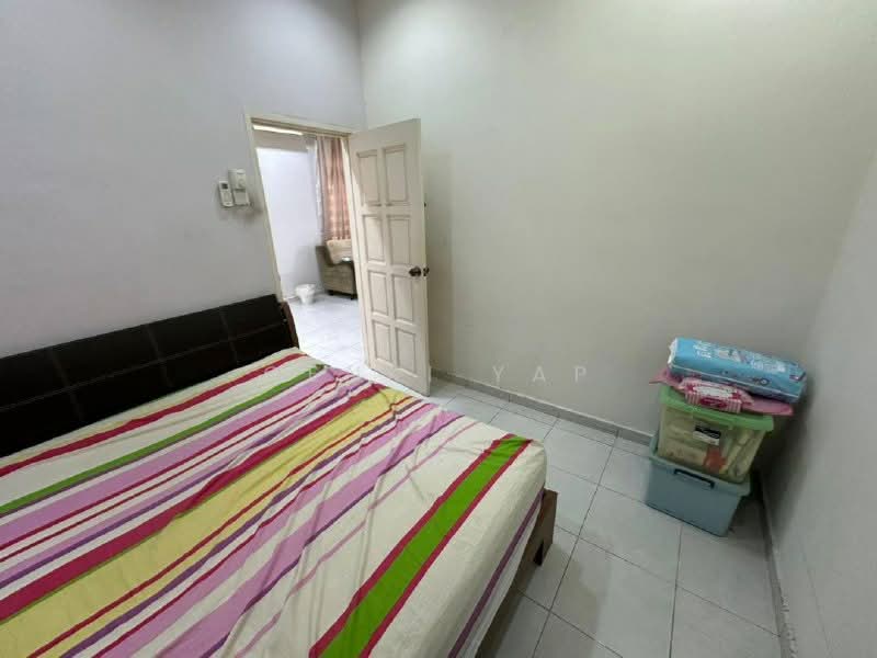 1-storey Terraced House for Rent in Johor Bahru (Johor) - Genki Yap - Bedroom - PropertyGuru.com.my