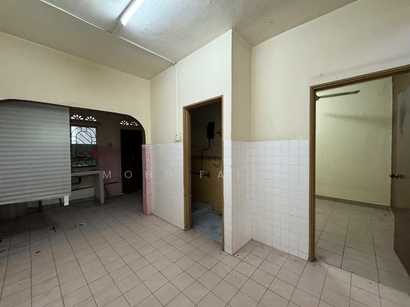 Rumah Teres 2 Tingkat untuk Dijual di Seri Kembangan (Selangor) - Mohd Faizal - Kitchen - PropertyGuru.com.my