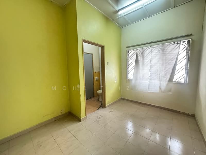 Rumah Teres 2 Tingkat untuk Dijual di Seri Kembangan (Selangor) - Mohd Faizal - Interior - PropertyGuru.com.my