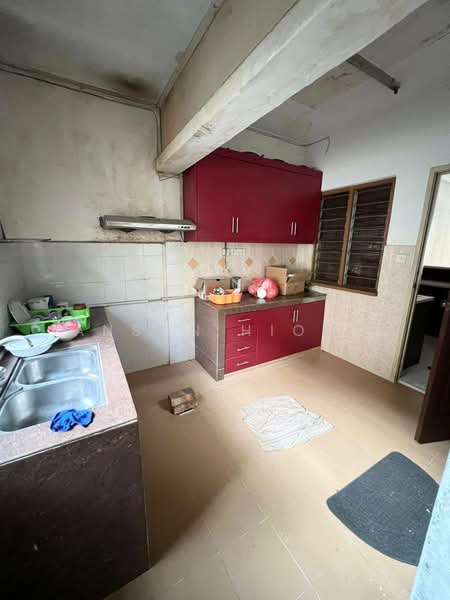 Terraced House for Sale in Mutiara Rini (Skudai) - Anson Hiong - Kitchen - PropertyGuru.com.my
