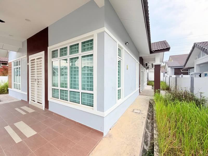 Bungalow for Sale in Taman Bukit Senawang (Senawang) - Nor Azdlin Adnan - PropertyGuru.com.my