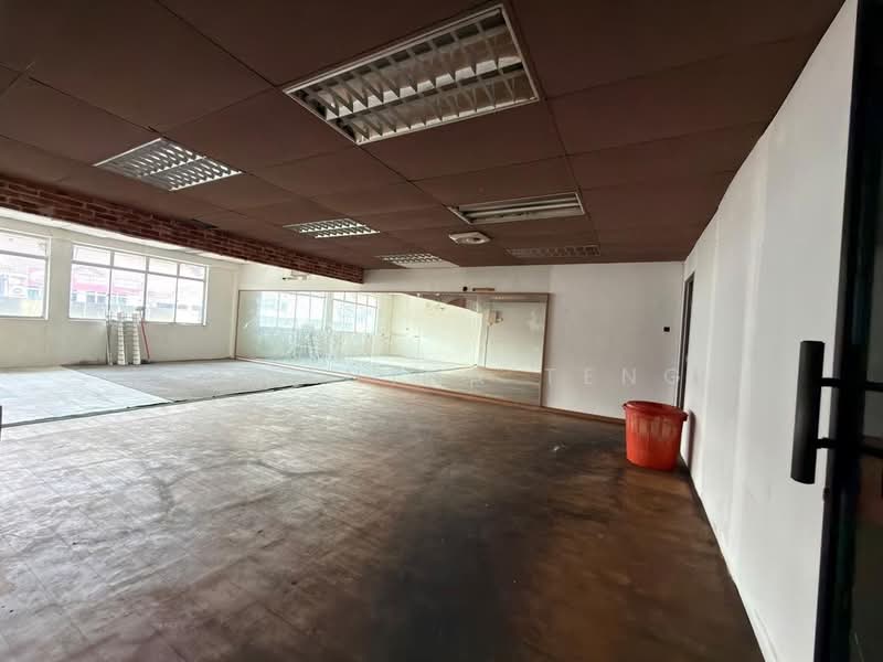 Shop / Office for Rent in Taman Molek (Johor Bahru) - Samantha Teng - PropertyGuru.com.my