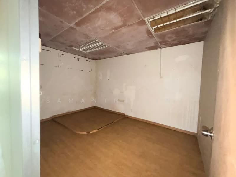 Shop / Office for Rent in Taman Molek (Johor Bahru) - Samantha Teng - PropertyGuru.com.my