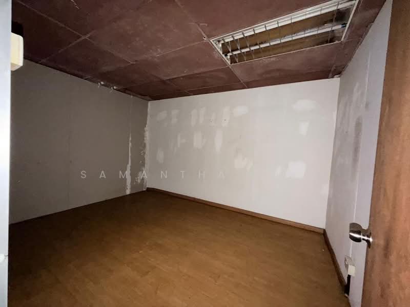 Shop / Office for Rent in Taman Molek (Johor Bahru) - Samantha Teng - PropertyGuru.com.my
