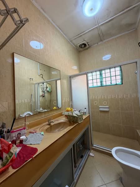 Semi-Detached House for Sale in Bukit Rahman Putra (Sungai Buloh) - Alicia Soo - Bathroom - PropertyGuru.com.my