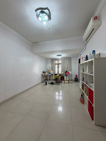 Semi-Detached House for Sale in Bukit Rahman Putra (Sungai Buloh) - Alicia Soo - Living Room - PropertyGuru.com.my
