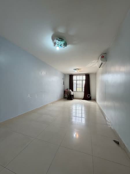 Semi-Detached House for Sale in Bukit Rahman Putra (Sungai Buloh) - Alicia Soo - Living Room - PropertyGuru.com.my