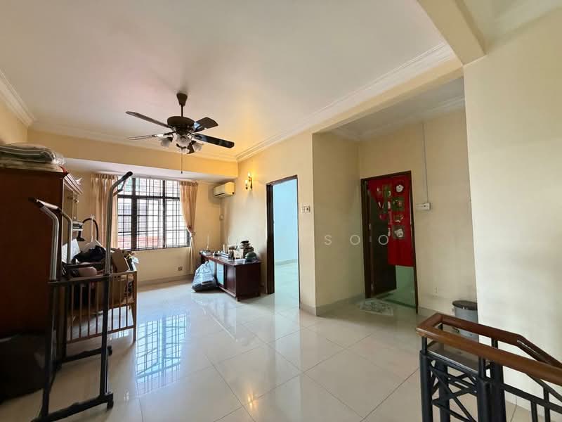 Semi-Detached House for Sale in Bukit Rahman Putra (Sungai Buloh) - Alicia Soo - Living Room - PropertyGuru.com.my
