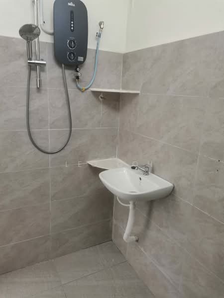 Rumah Teres 2 Tingkat untuk Dijual di Seremban (Negeri Sembilan) - Leo Goh - Bathroom - PropertyGuru.com.my