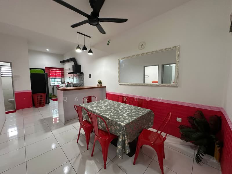 1-storey Terraced House for Sale in Lahat (Perak) - Qazin Khoo - Dining Room - PropertyGuru.com.my