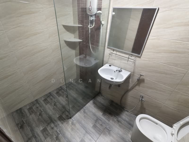 Kondominium untuk Disewa di Vista Komanwel A - Duncan Lee - Bathroom - PropertyGuru.com.my