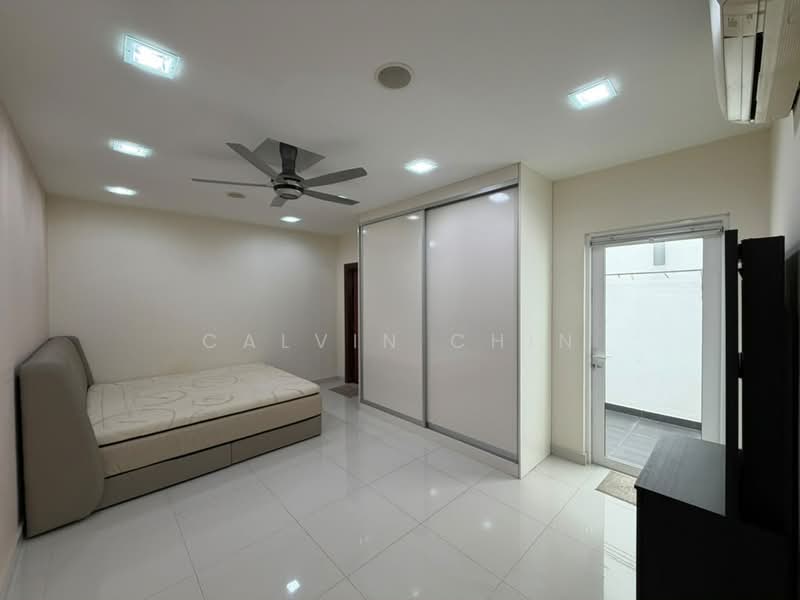 Rumah Teres 3.5 Tingkat untuk Dijual di Duta Suria (Ampang) - calvin Chin - Bedroom - PropertyGuru.com.my