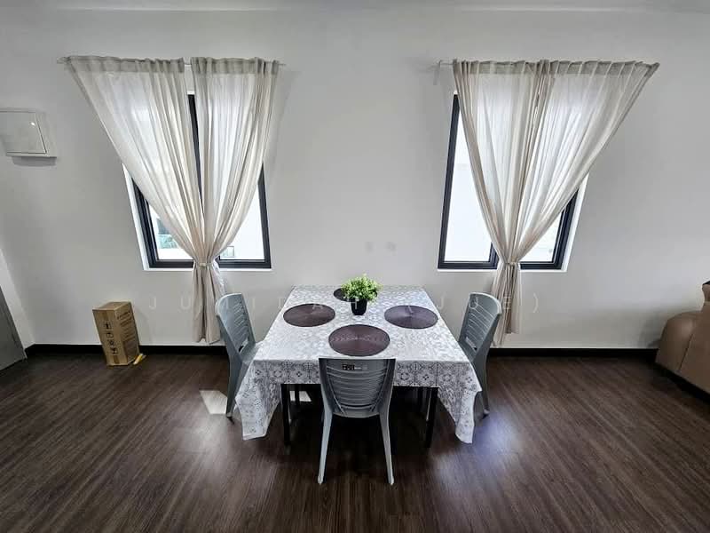 Kondominium untuk Disewa di Vista Bangi - JUMIDAH (JUE) - Dining Room - PropertyGuru.com.my