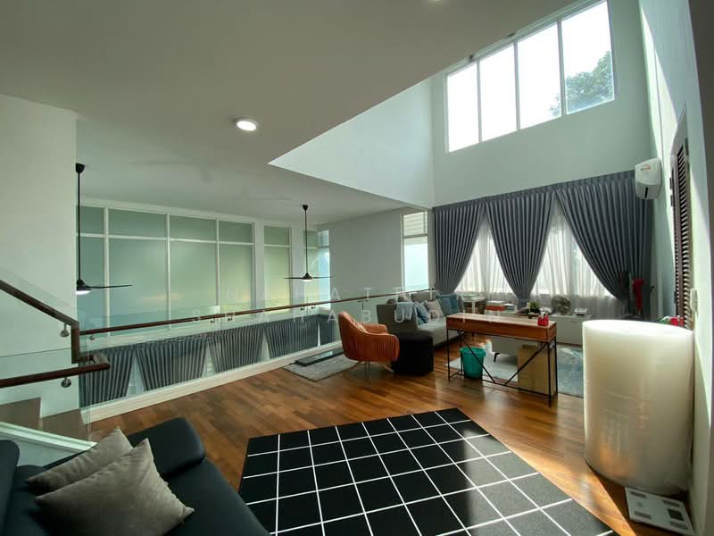 3-storey Terraced House for Sale in Bukit Jelutong (Shah Alam) - Nahathir Shahabudin - Living Room - PropertyGuru.com.my
