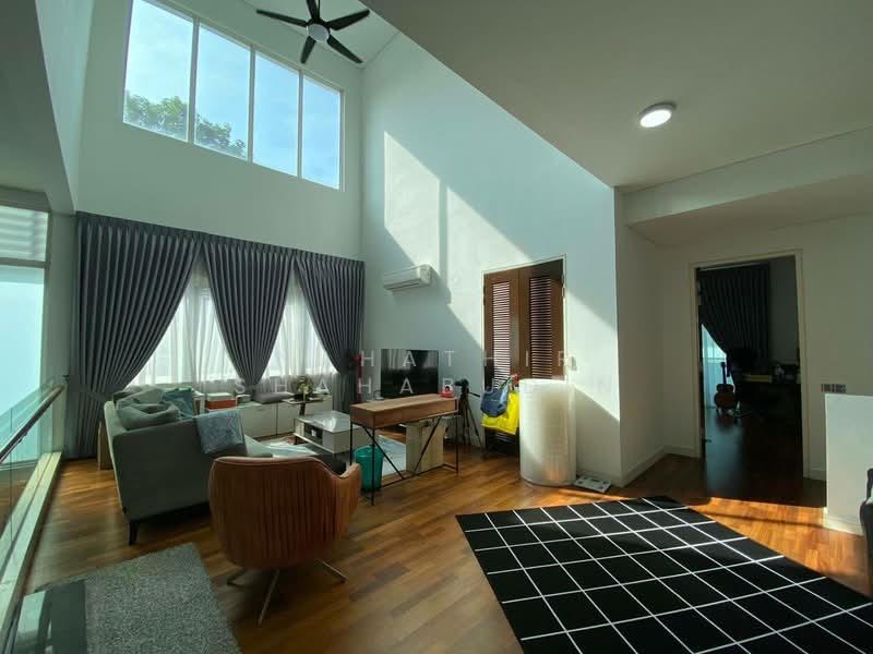 3-storey Terraced House for Sale in Bukit Jelutong (Shah Alam) - Nahathir Shahabudin - Living Room - PropertyGuru.com.my