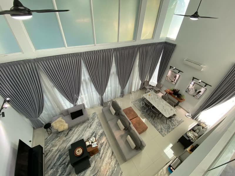 3-storey Terraced House for Sale in Bukit Jelutong (Shah Alam) - Nahathir Shahabudin - Living Room - PropertyGuru.com.my
