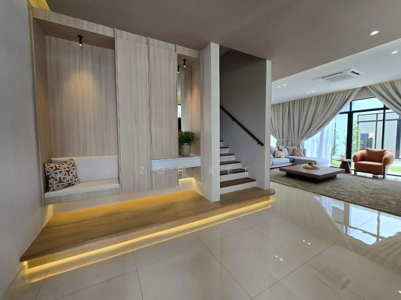 Rumah Berkembar untuk Dijual di Leisure Farm (Gelang Patah) - Zoe Kee - Living Room - PropertyGuru.com.my