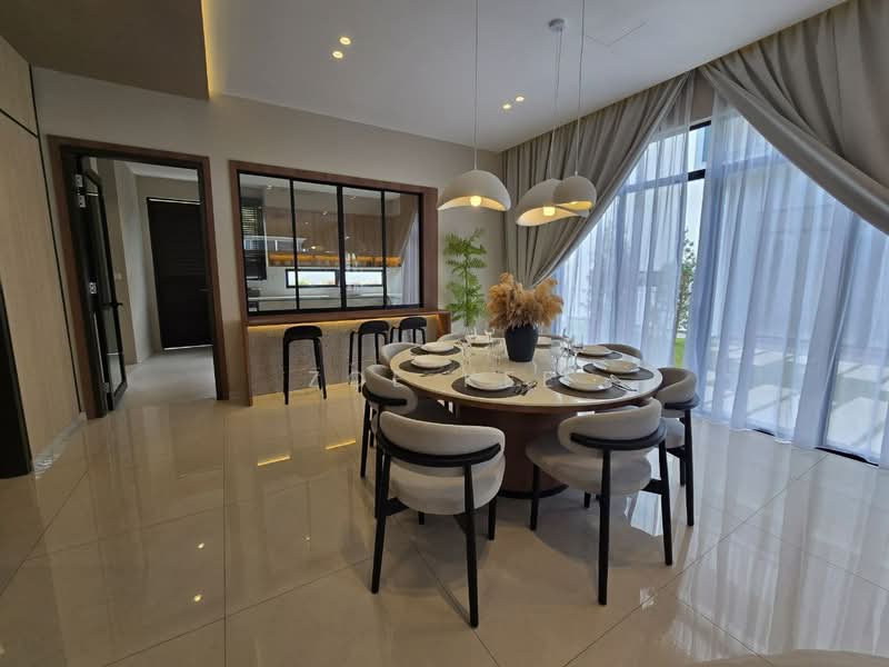 Rumah Berkembar untuk Dijual di Leisure Farm (Gelang Patah) - Zoe Kee - PropertyGuru.com.my