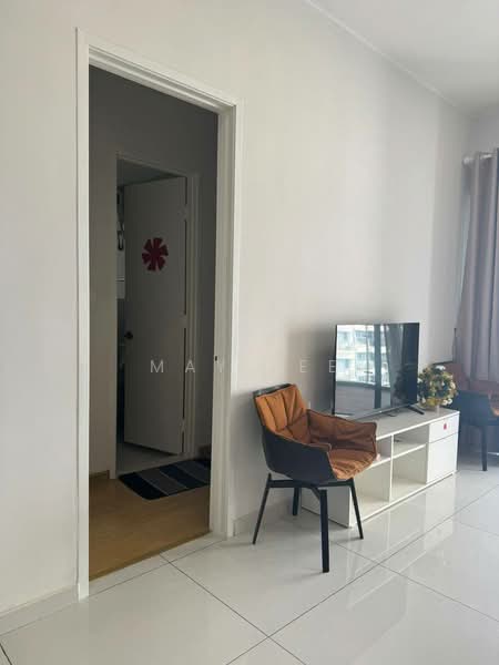 Condominium for Sale at Bay Point @ Country Garden Danga Bay - May Lee - Living Room - PropertyGuru.com.my